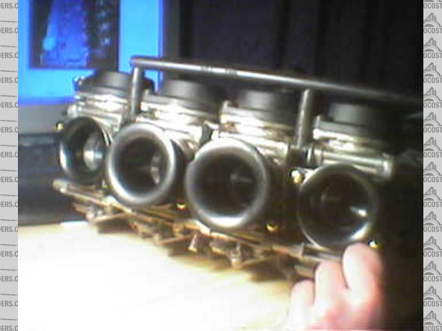 ZX6R Carbs